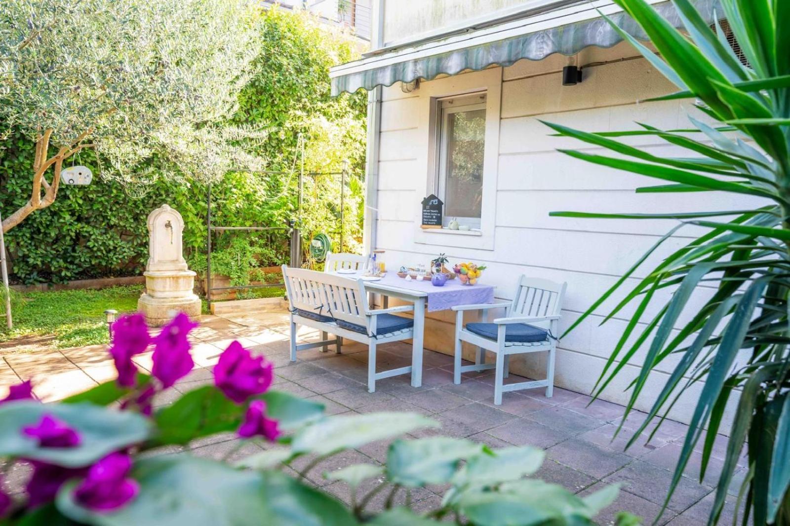 Apartment With Terrace And Garden Next To Marjan Park - 2 Free Bikes Split Buitenkant foto